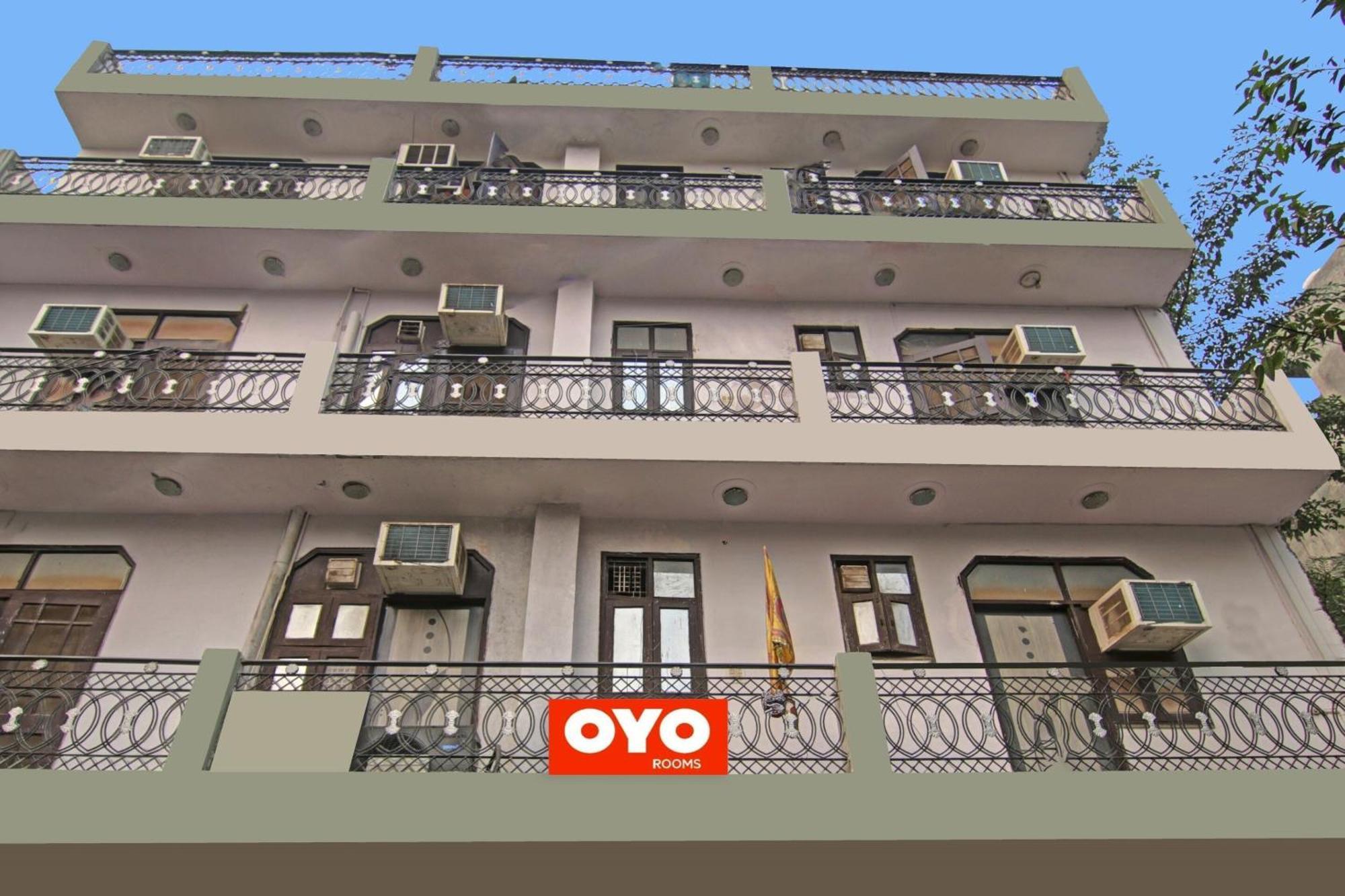 Flagship Hotel Decent Stay Near Pvr Vikaspuri Delhi نيودلهي المظهر الخارجي الصورة